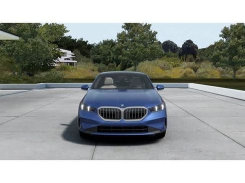 New 2027 BMW 540i xDrive w/ Executive Package AWD/4WD image 3