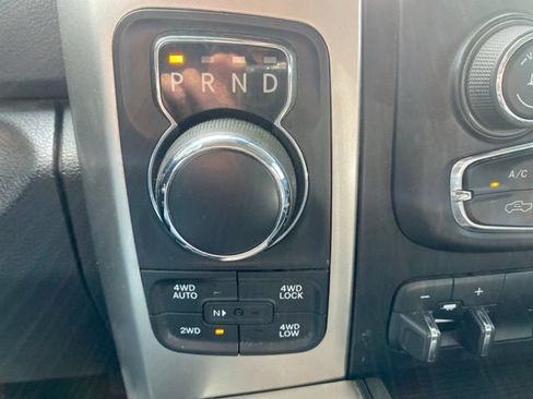 Used 2019 RAM 1500 Big Horn AWD/4WD image 19