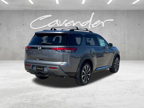 New 2026 Nissan Pathfinder Platinum image 16