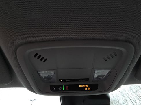 Used 2025 Chevrolet Malibu LT image 24