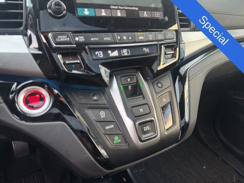 Used 2021 Honda Odyssey Touring image 15