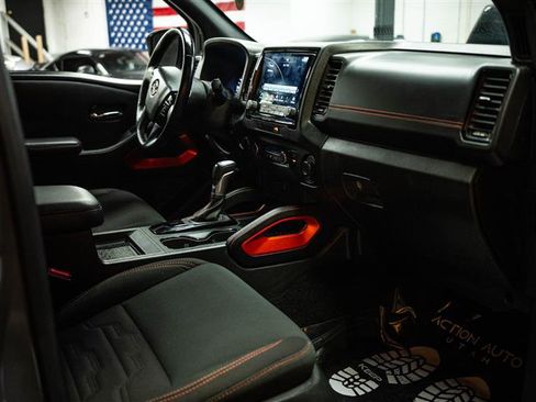 Used 2024 Nissan Frontier PRO-4X w/ Off-Road Protection Package image 13