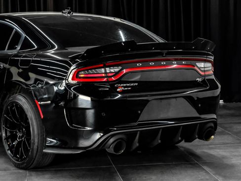 Used 2022 Dodge Charger R/T RWD image 14