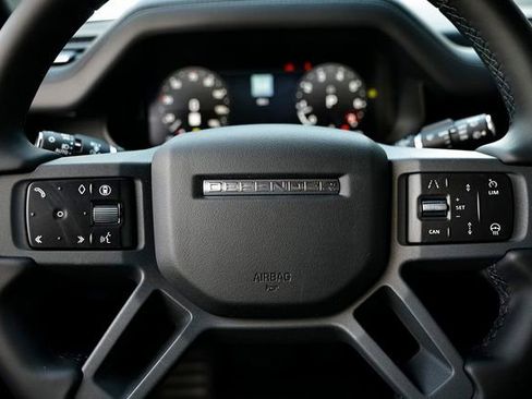 New 2026 Land Rover Defender 130 X-Dynamic SE image 42