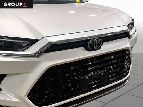Certified 2024 Toyota Grand Highlander AWD image 30