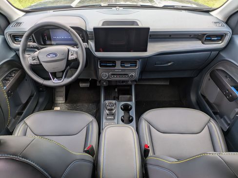 New 2025 Ford Maverick Lobo image 6