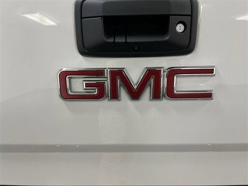 Certified 2017 GMC Sierra 2500 Denali w/ Duramax Plus Package image 32