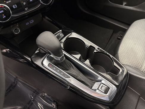 Used 2024 Chevrolet Trax LT image 34