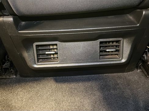 Used 2020 Chevrolet Silverado 1500 Custom w/ Custom Value Package image 25