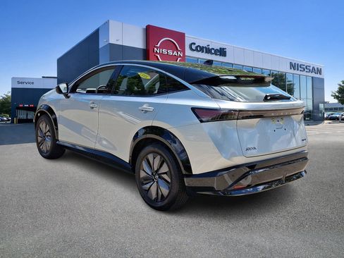 Certified 2023 Nissan Ariya FWD image 4