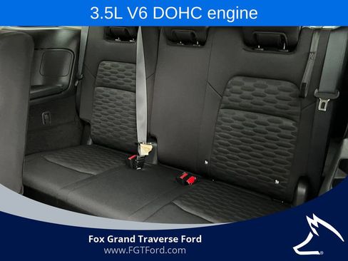 Used 2025 Nissan Pathfinder SV AWD/4WD image 6
