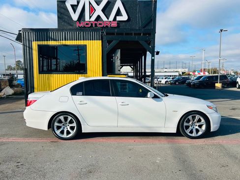 Used 2007 BMW 550i Sedan image 4