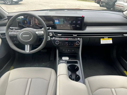 New 2026 Hyundai Sonata SEL AWD/4WD image 17