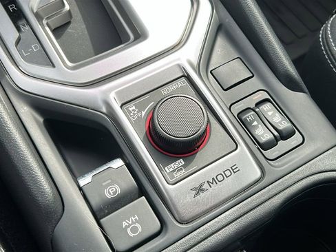 Used 2023 Subaru Forester Premium image 18