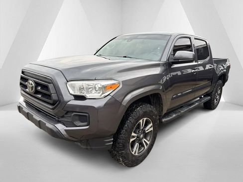 Used 2020 Toyota Tacoma SR image 3
