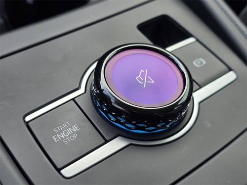 New 2026 Volkswagen Tiguan S image 13