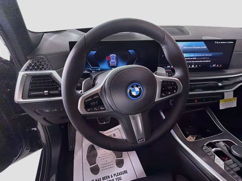 New 2026 BMW X5 xDrive50e w/ M Sport Package AWD/4WD image 11