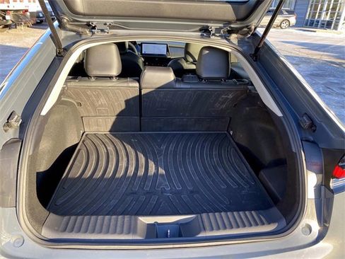 Used 2024 Toyota Prius Limited image 5