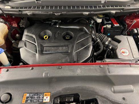 Certified 2017 Ford Edge Titanium w/ Equipment Group 301A image 40