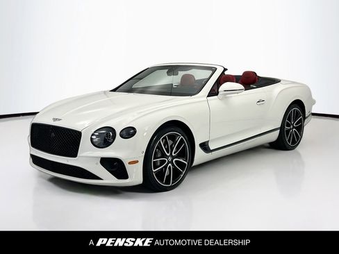 Used 2022 Bentley Continental GT image 1