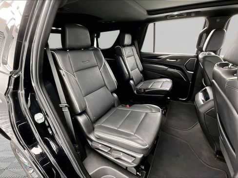 Used 2024 Cadillac Escalade Sport AWD/4WD image 27