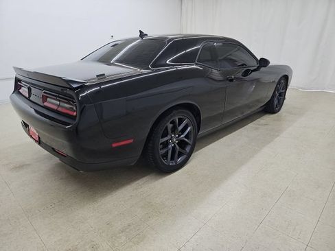 Used 2023 Dodge Challenger R/T w/ Blacktop Package RWD image 4