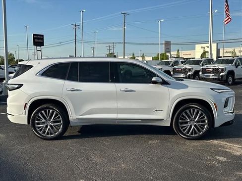 New 2026 Buick Enclave Avenir w/ Super Cruise Package AWD/4WD image 12