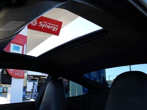 Used 2004 Porsche 911 Carrera 4S image 28