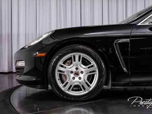 Used 2010 Porsche Panamera S image 9