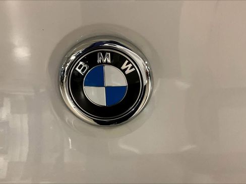 Used 2023 BMW X4 xDrive30i w/ Premium Package image 31