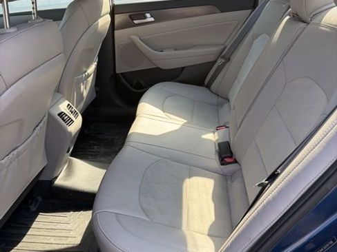 Used 2016 Hyundai Sonata Sport w/ Option Group 02 image 9