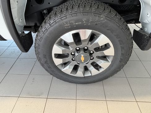 New 2026 Chevrolet Silverado 2500 Custom w/ Custom Value Package AWD/4WD image 7