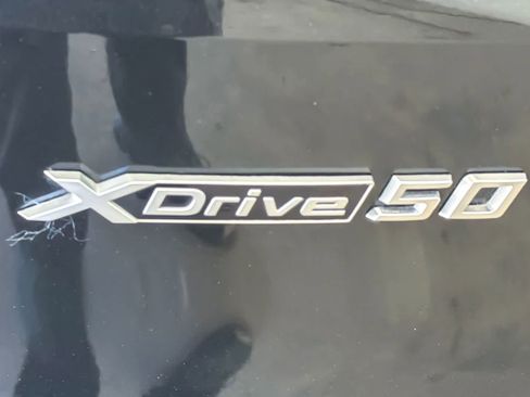 Used 2024 BMW iX xDrive50 w/ Sport Package AWD/4WD image 28