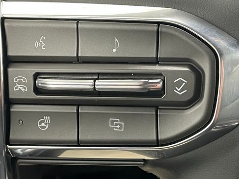 New 2026 GMC Acadia Elevation w/ Elevation Premium Package AWD/4WD image 26