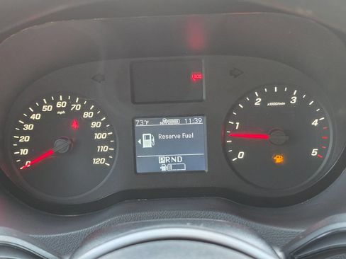 Used 2019 Mercedes-Benz Sprinter 144 image 15