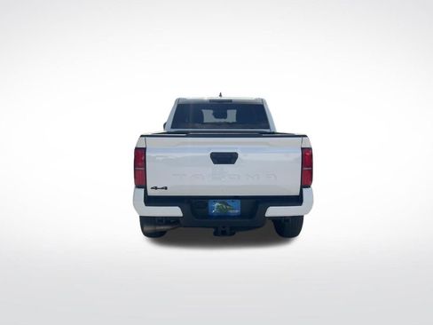 Used 2024 Toyota Tacoma TRD Off-Road AWD/4WD image 7
