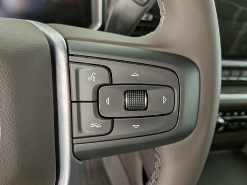 New 2026 GMC Sierra 3500 SLT w/ SLT Premium Package image 19