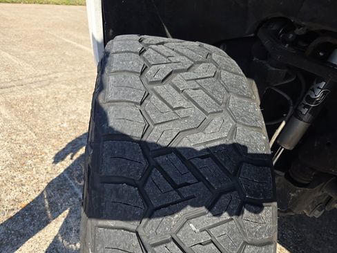 Used 2024 GMC Sierra 2500 Denali w/ Technology Package image 18