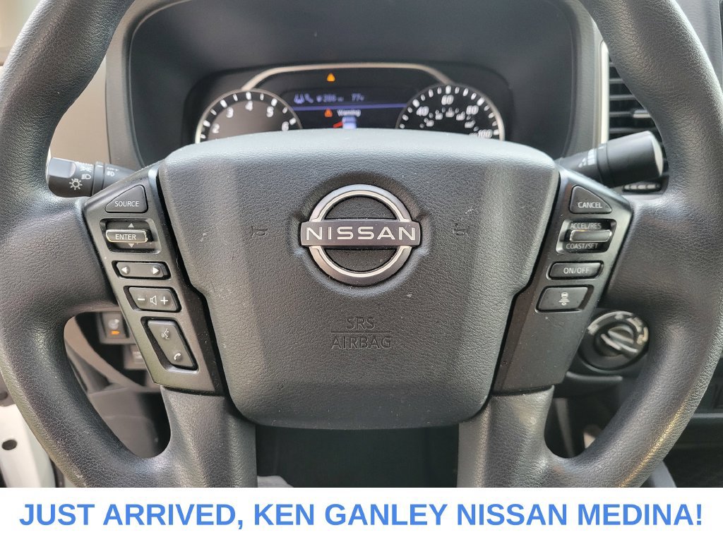 Certified 2022 Nissan Frontier SV w/ Technology Package AWD/4WD image 13
