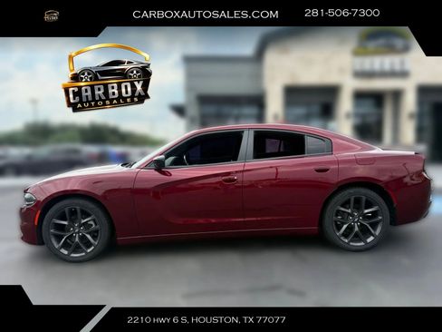Used 2023 Dodge Charger SXT w/ Blacktop Package RWD image 2