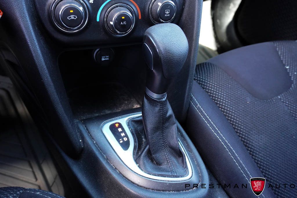 Used 2015 Dodge Dart SXT FWD image 17