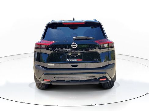 Certified 2023 Nissan Rogue SV w/ SV Premium B Package FWD image 4
