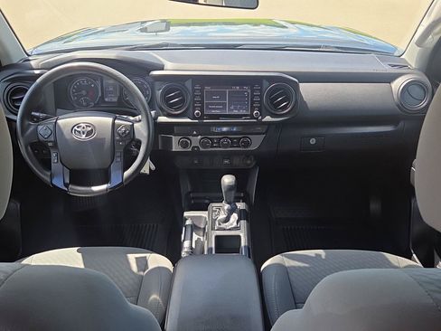 Used 2021 Toyota Tacoma SR AWD/4WD image 13