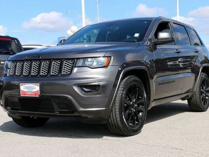 Used 2019 Jeep Grand Cherokee Altitude