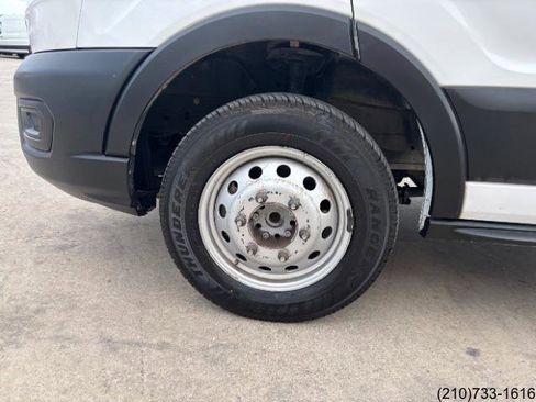 Used 2022 Ford Transit 350 DRW image 31