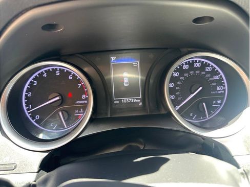 Used 2021 Toyota Camry LE FWD image 4