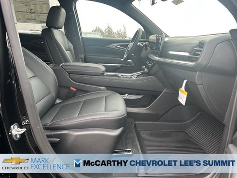 New 2026 Chevrolet Traverse LT w/ LPO, Floor Liner Package image 15