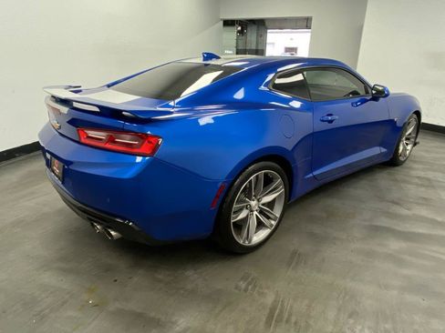 Used 2016 Chevrolet Camaro SS RWD image 6