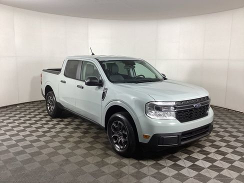 Used 2024 Ford Maverick XLT image 1