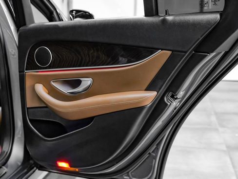 Used 2019 Mercedes-Benz E 450 4MATIC Sedan image 53